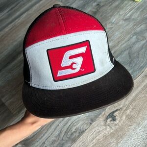 Snap-on hat